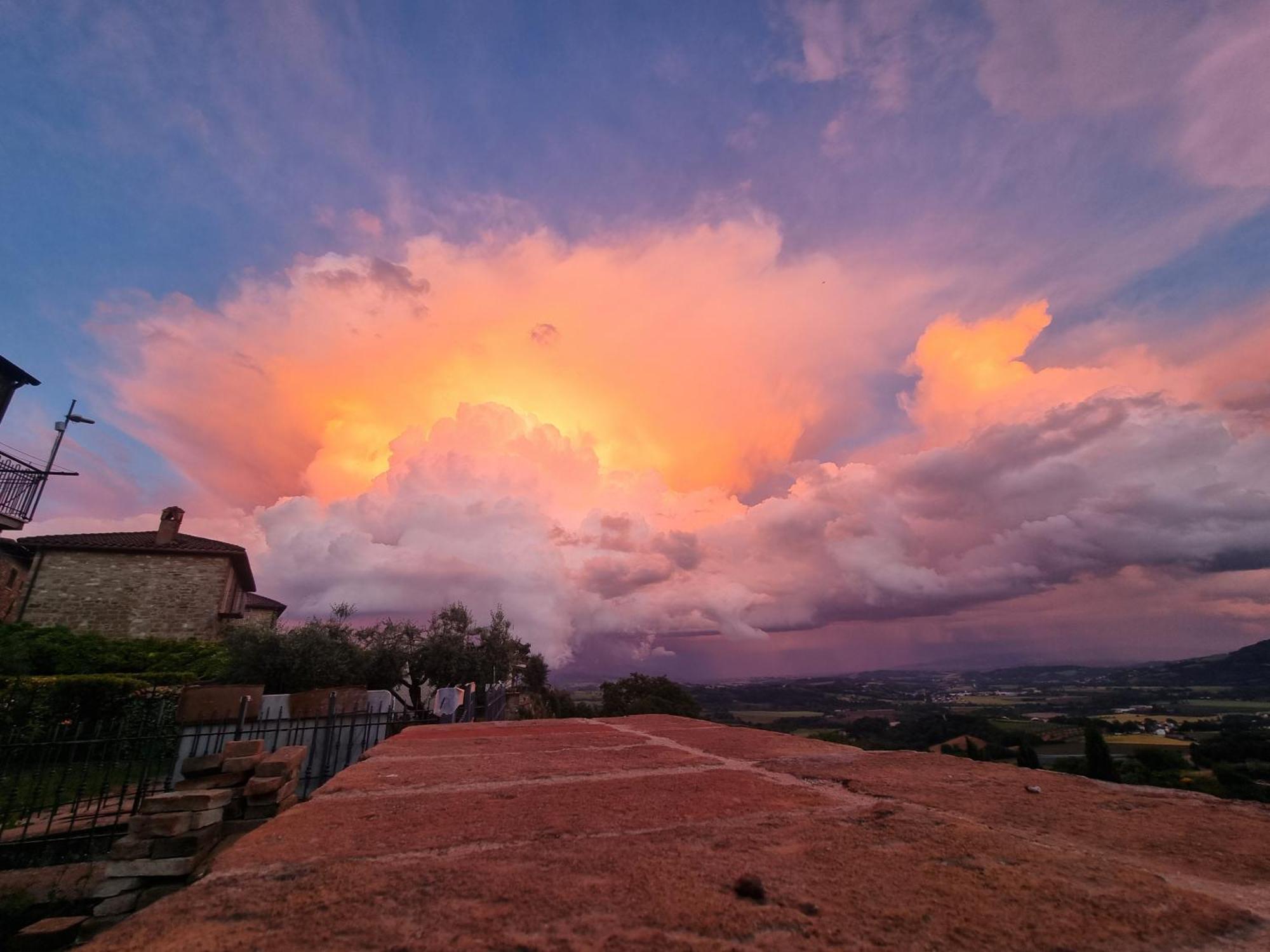 Vesionica Holiday House Perugia Civitella Benazzone エクステリア 写真